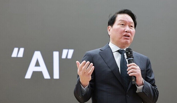 최태원 회장 “AI 소비국 넘어 지능...